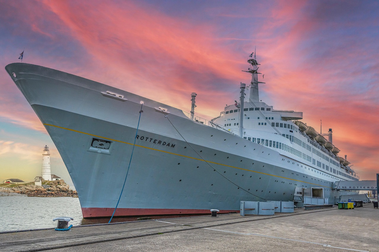 ss-rotterdam-6677069_1280